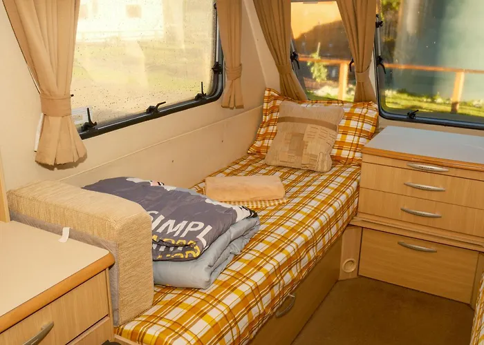 Sundale Caravan Retreat 2 Berth - *