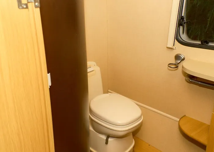 Sundale Caravan Retreat 2 Berth -