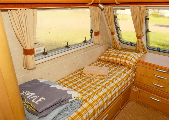 Sundale Caravan Retreat 2 Berth - *